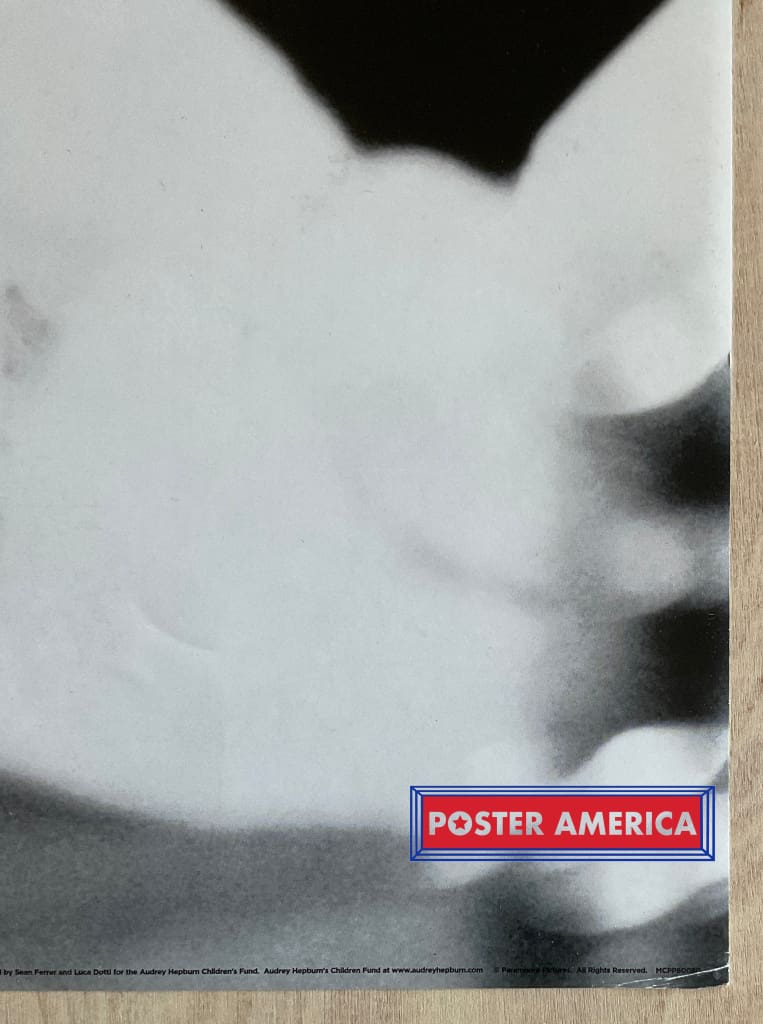 Load image into Gallery viewer, Audrey Hepburn Breakfast At Tiffanys Black &amp; White Slim Print 12 X 36
