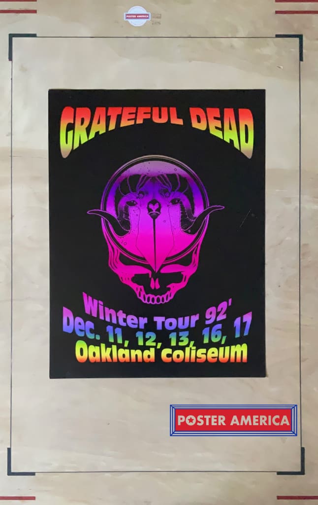 Load image into Gallery viewer, Grateful Dead Winter Tour 92 Oakland Coliseum Poster 18 X 24

