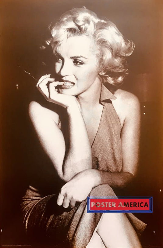 Marilyn Monroe Black And White Uk Import Poster 24 X 36