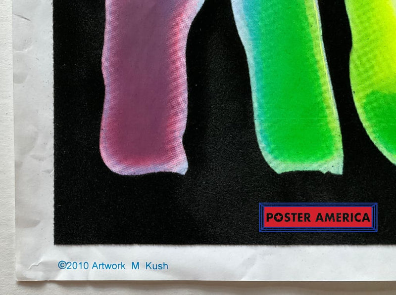 Load image into Gallery viewer, Strawberry Kush Novelty Black Light Poster 23 X 35
